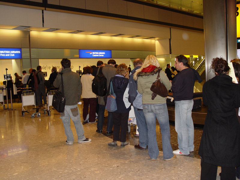 BA Customer Service Desk - 1.00am 28 March 2008